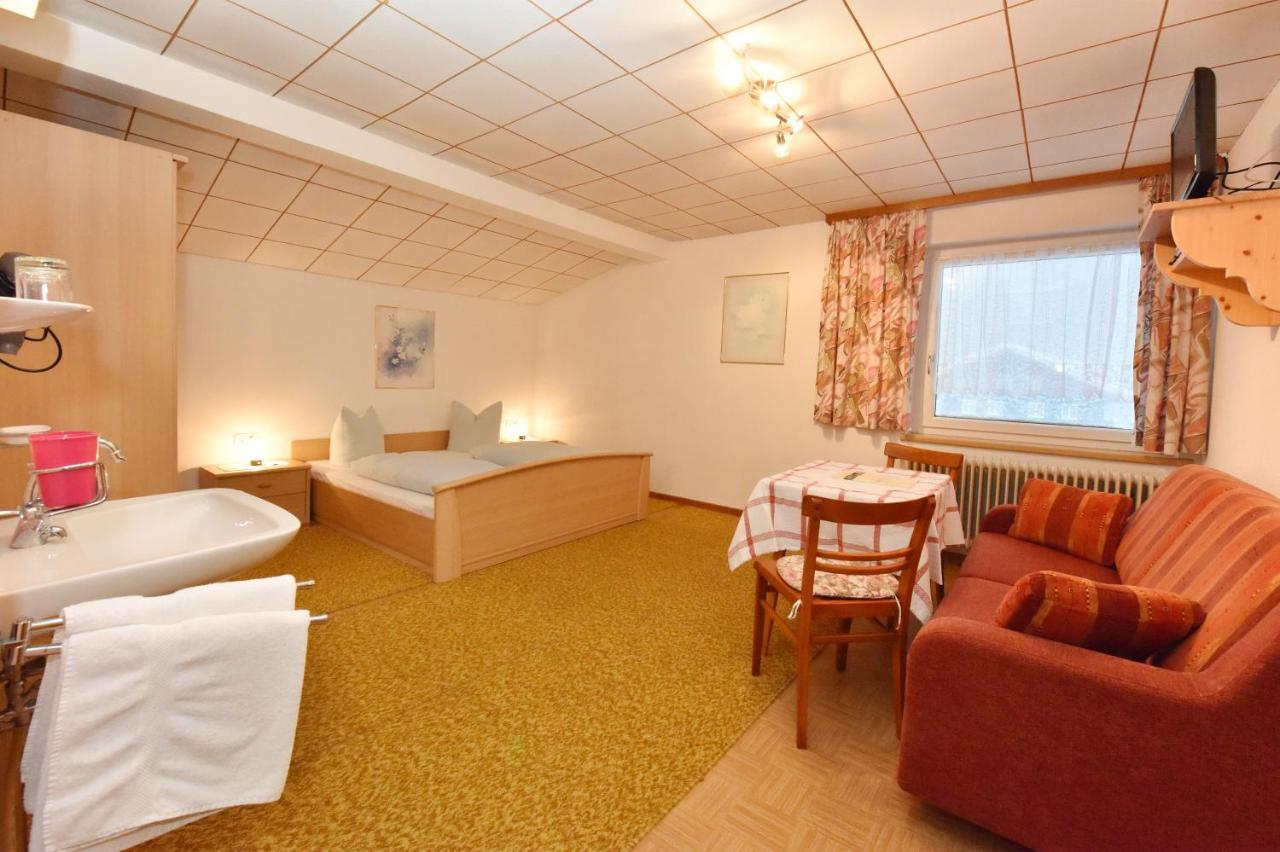 Pension Piz Buin Partenen Exteriér fotografie
