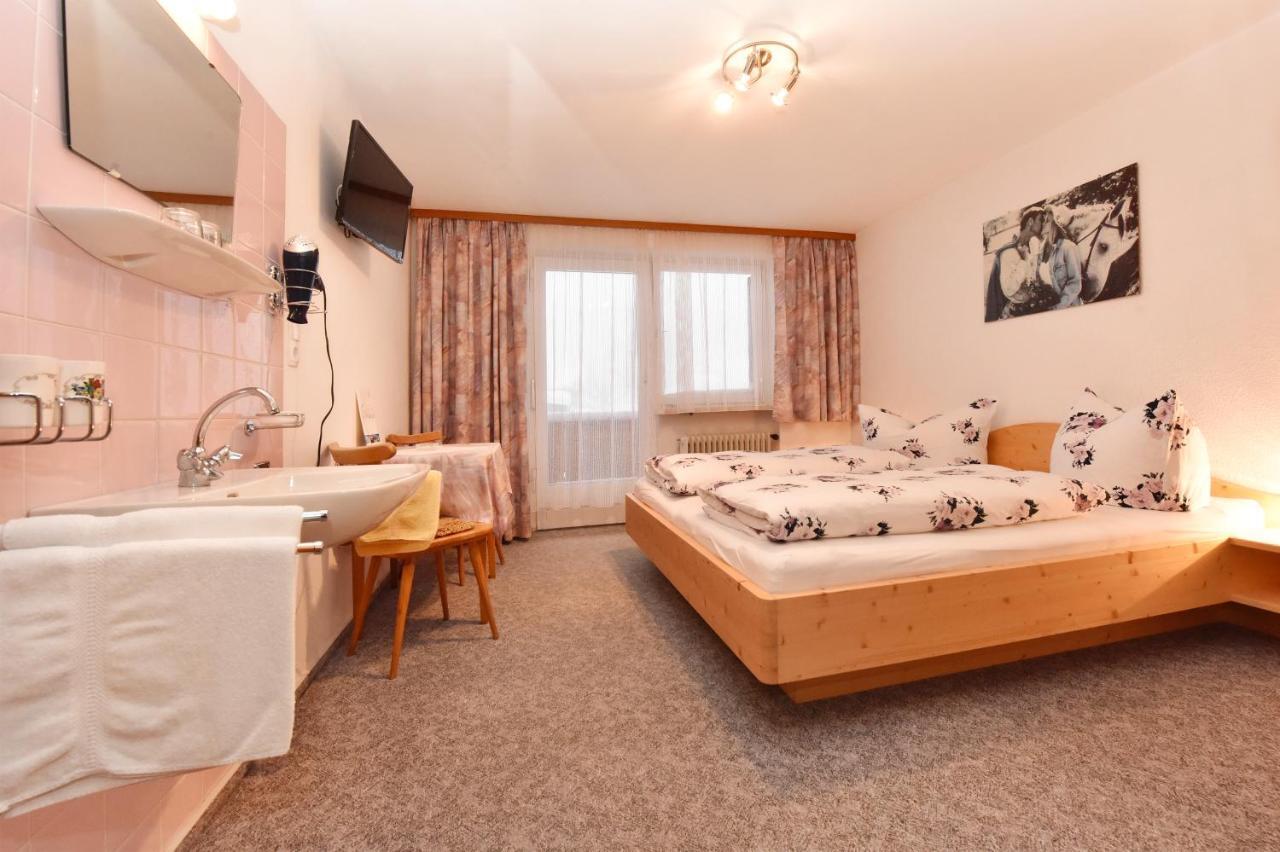 Pension Piz Buin Partenen Exteriér fotografie